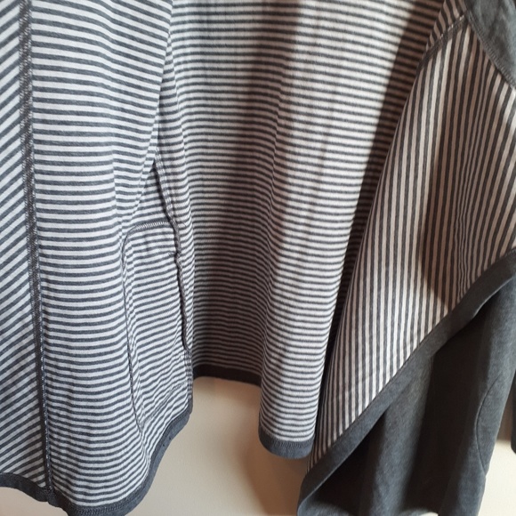 McKinley sweater/wrap - Picture 5 of 8